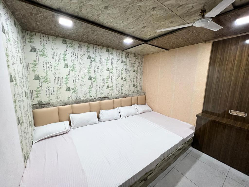 La Montee Bed & Breakfast อัมริตสา ภายนอก รูปภาพ